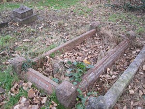 Thorne grave