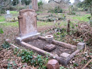 Kirkup grave