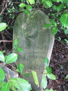 Bennett and Saul grave