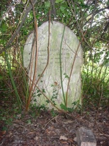 Few grave