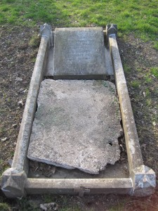Kimmence grave