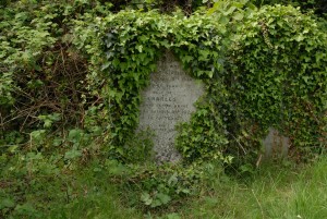 Ruth and Charles Kerridge grave